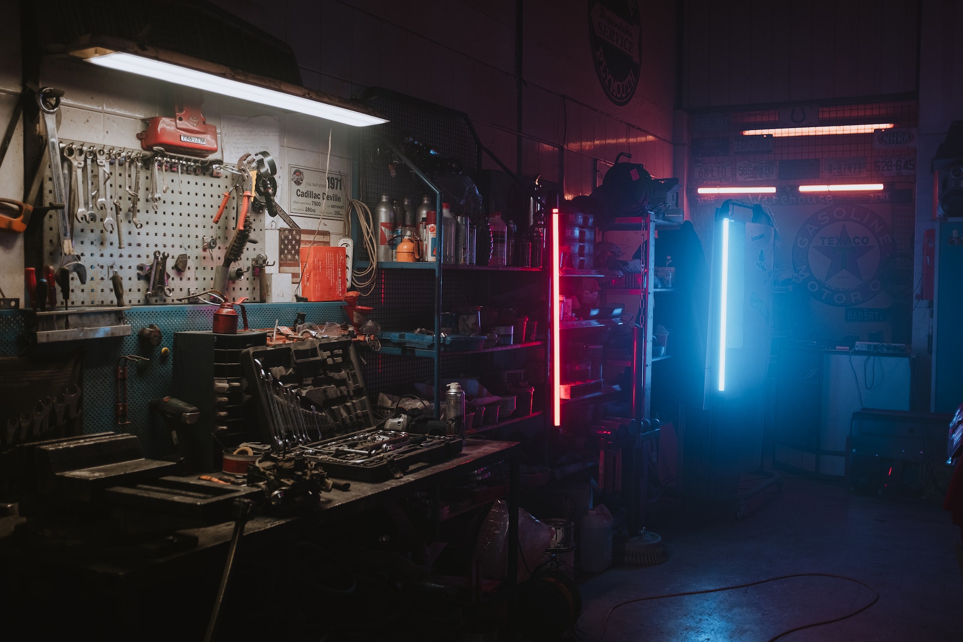 the bench and tools of a mechanical workshop